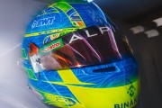 F1车手奥康的圣保罗大奖赛特别版头盔：黄绿配色 桑巴风情