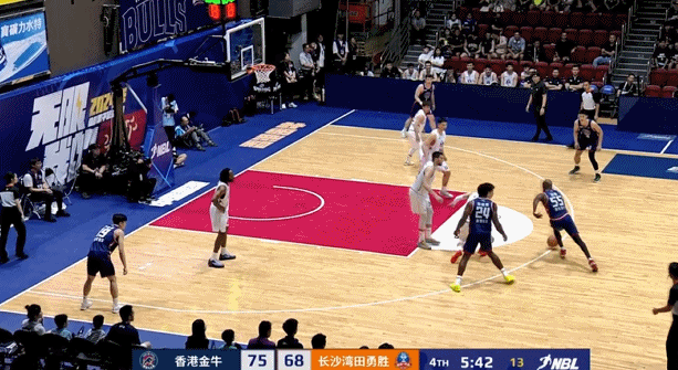 NBL战报：奥利弗31+13 琼斯28+9 马立克孔拿下27分 香港91-87长沙